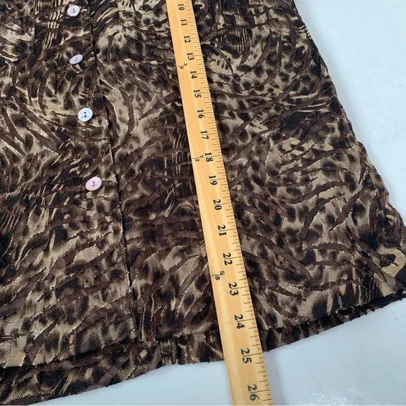 Chicos 0 Blouse Size Small /4   Brown Animal Print Button Front - Picture 11 of 12